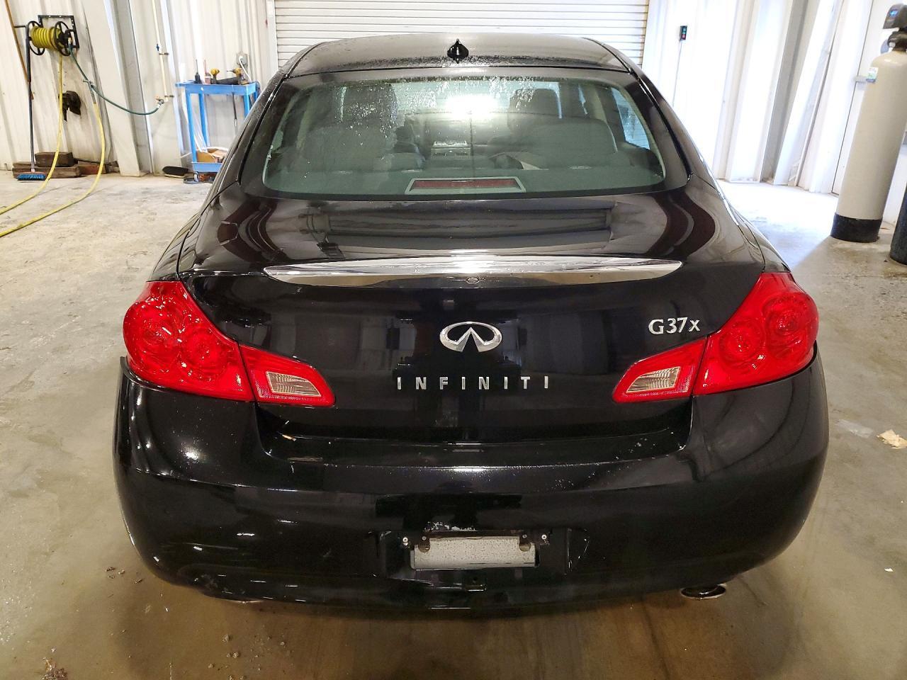 2009 Infiniti G37 Sedan X - Image 6