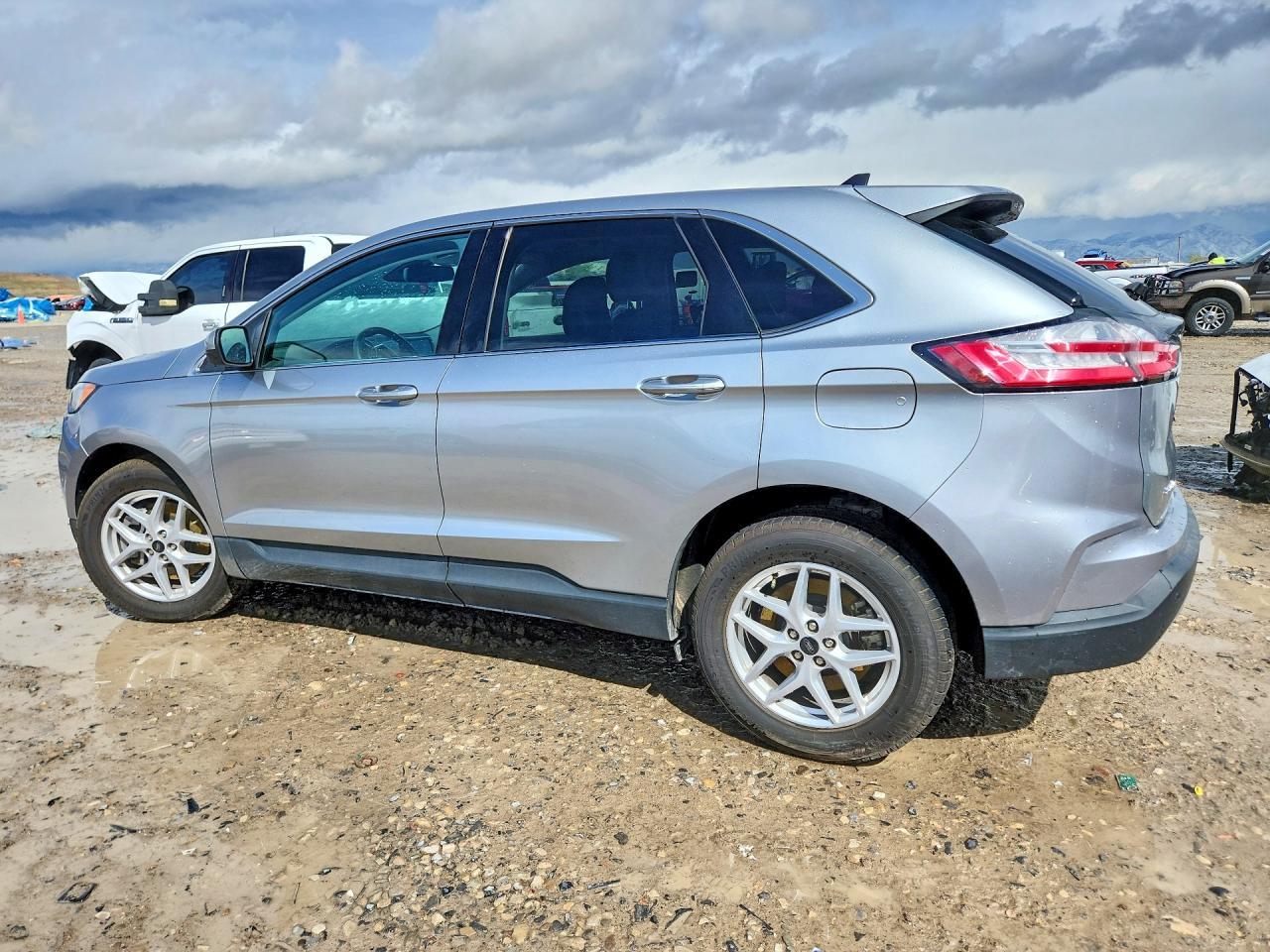 2023 Ford Edge Sel - Фото 2