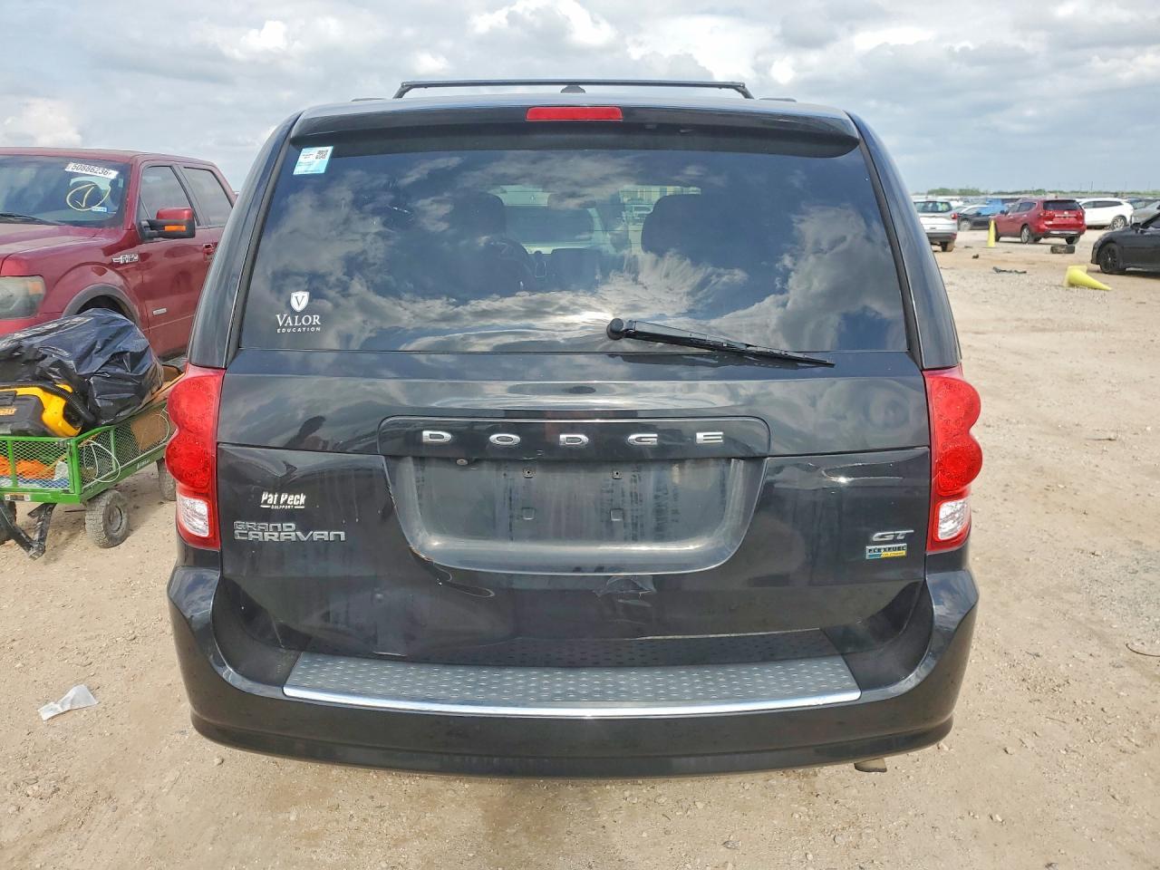 2019 Dodge Grand Caravan Gt - Image 6