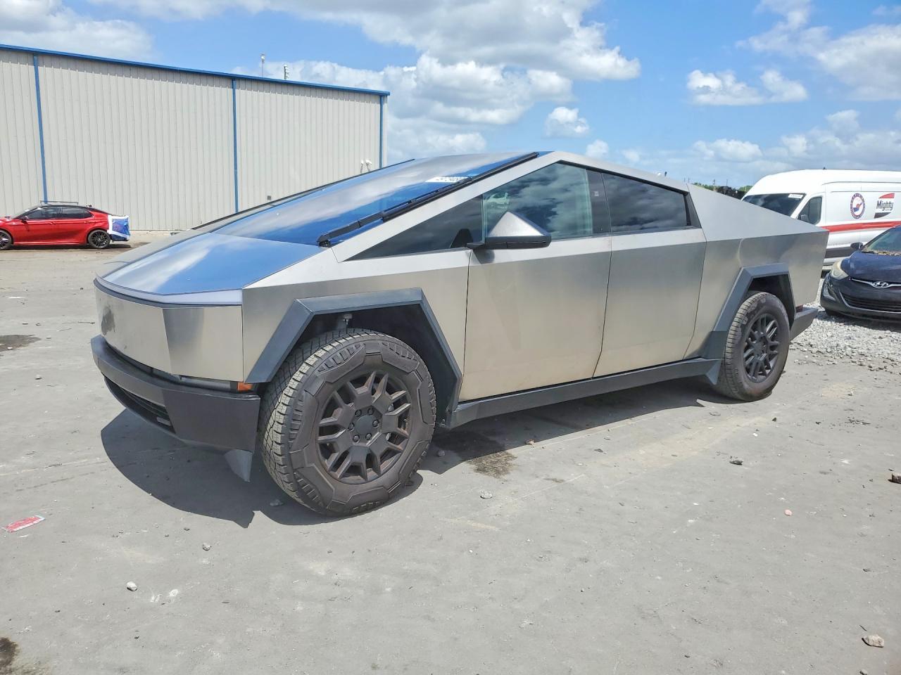 2024 Tesla Cybertruck