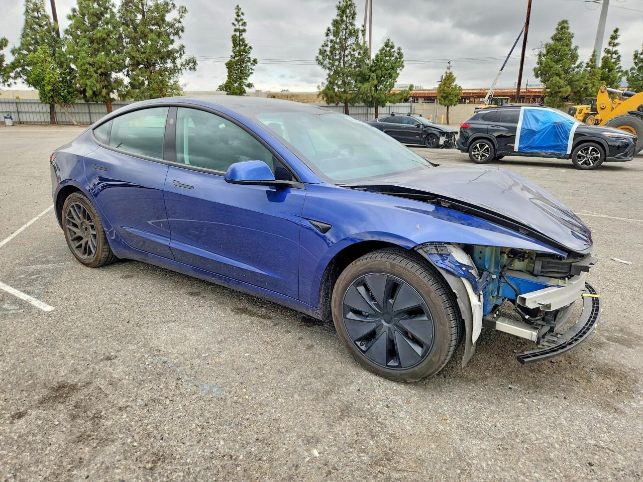 2024 Tesla Model 3 - Фото 4