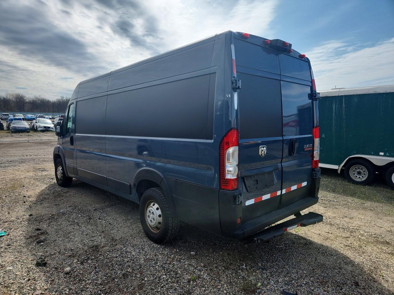 2019 Ram Promaster 3500 Delivery Van - Фото 2