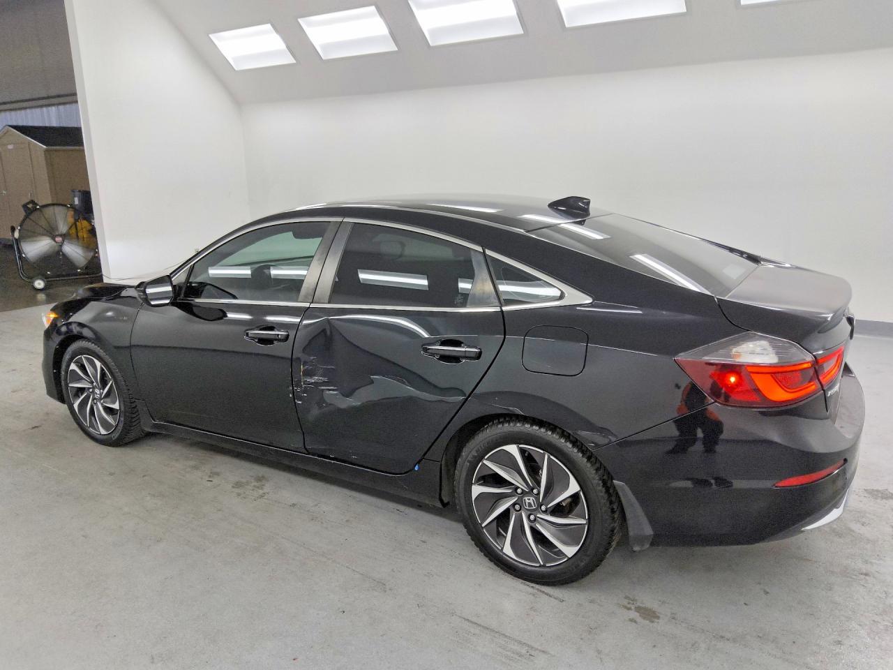 2019 Honda Insight Touring - Фото 2
