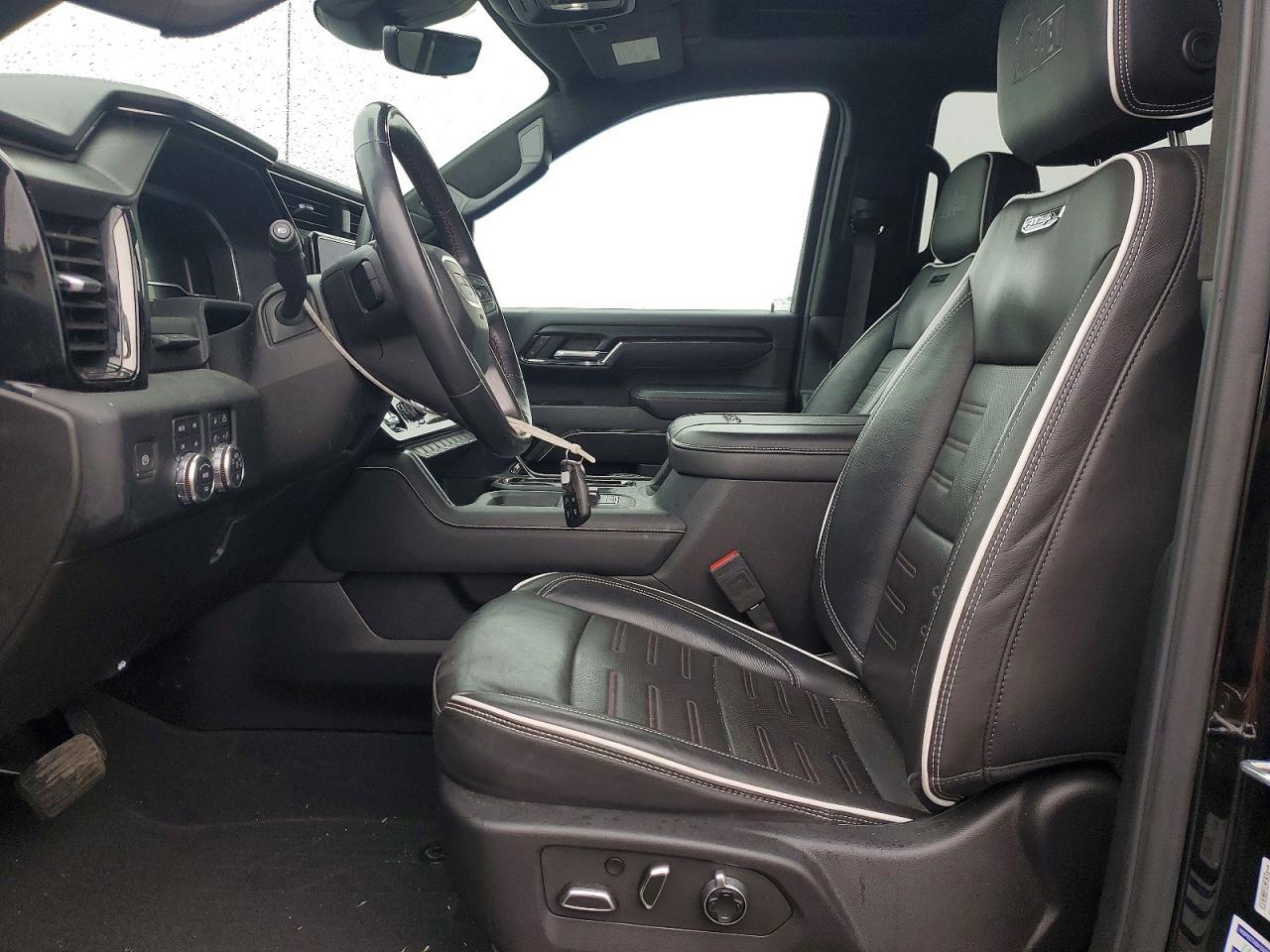 2024 GMC Sierra K2500 At4X - Фото 7