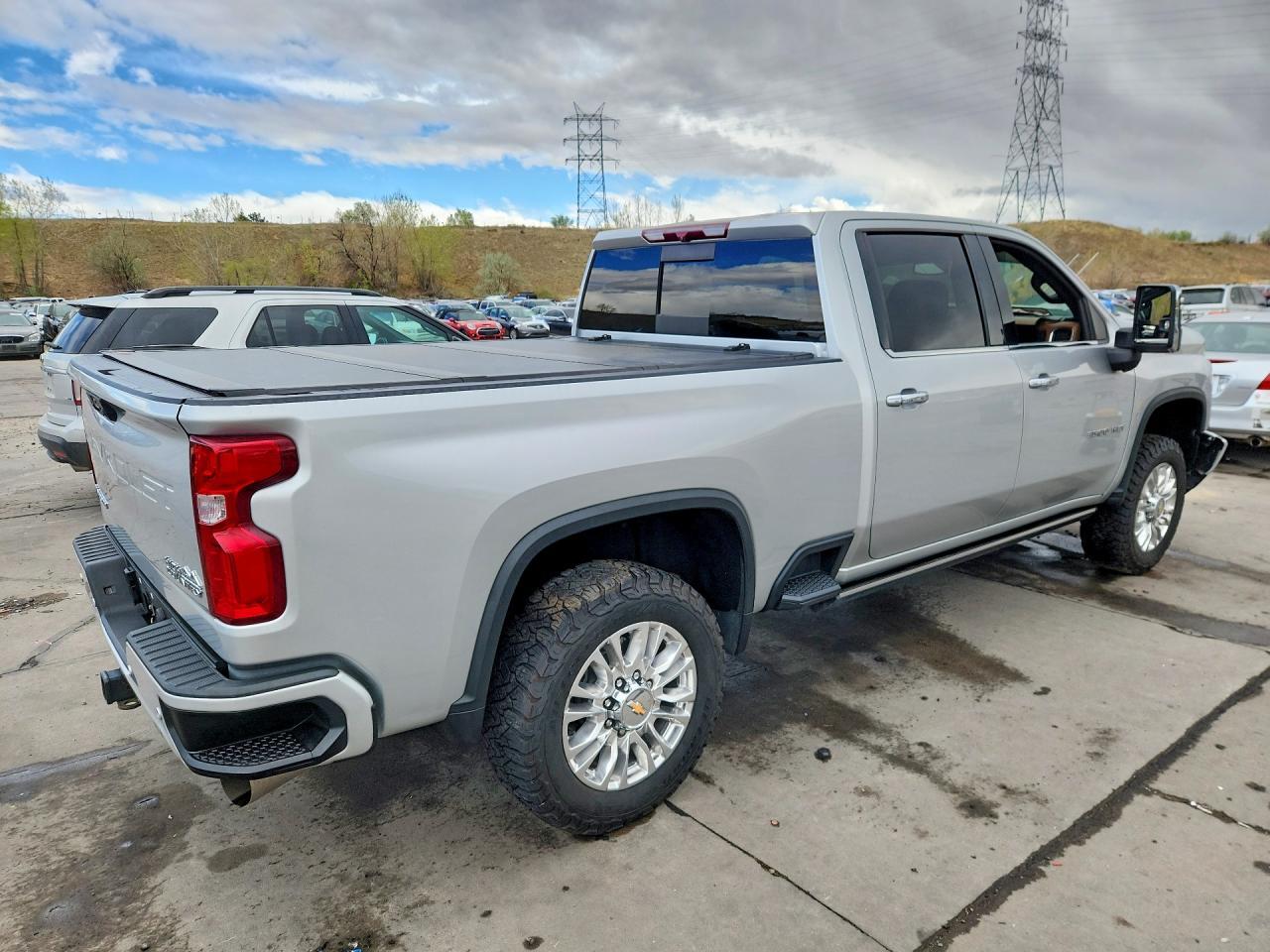2022 Chevrolet Silverado K3500 High Country - Image 3