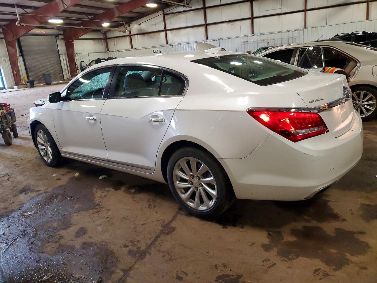 2015 Buick Lacrosse - Фото 2