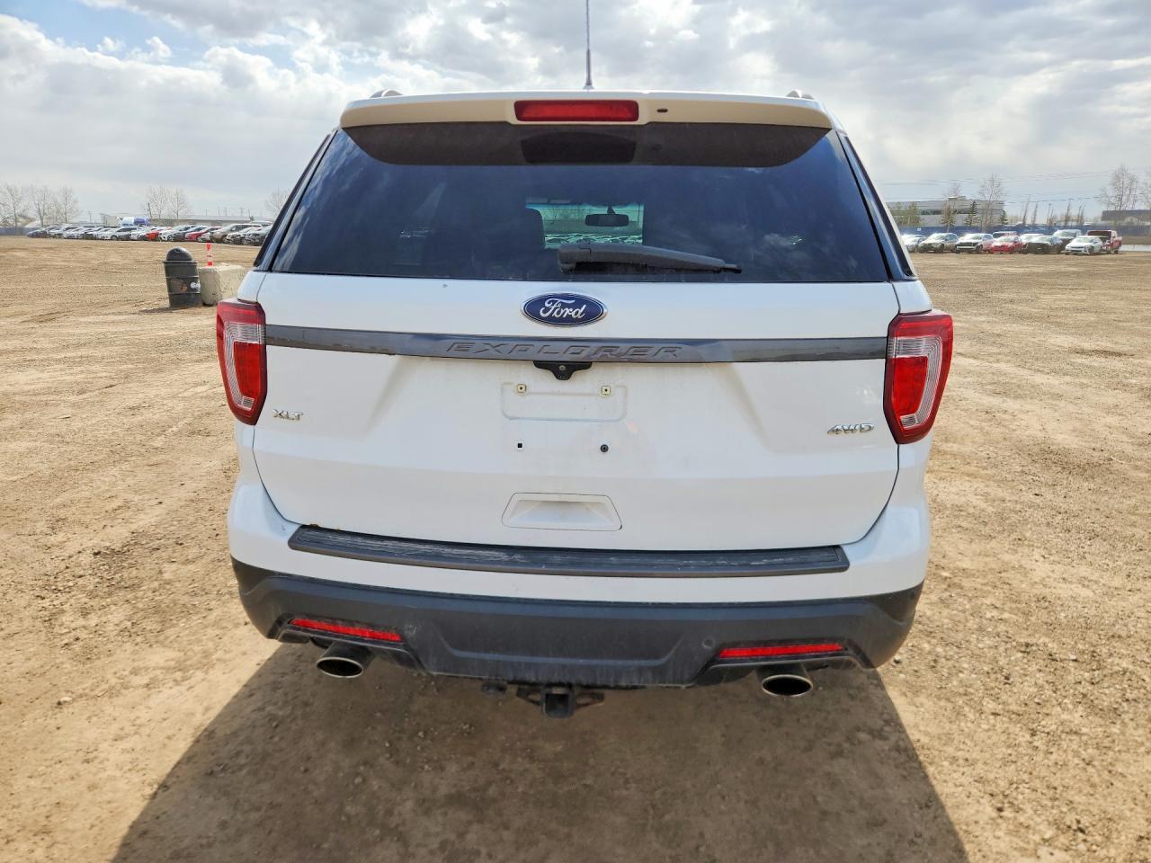 2018 Ford Explorer Xlt - Image 6