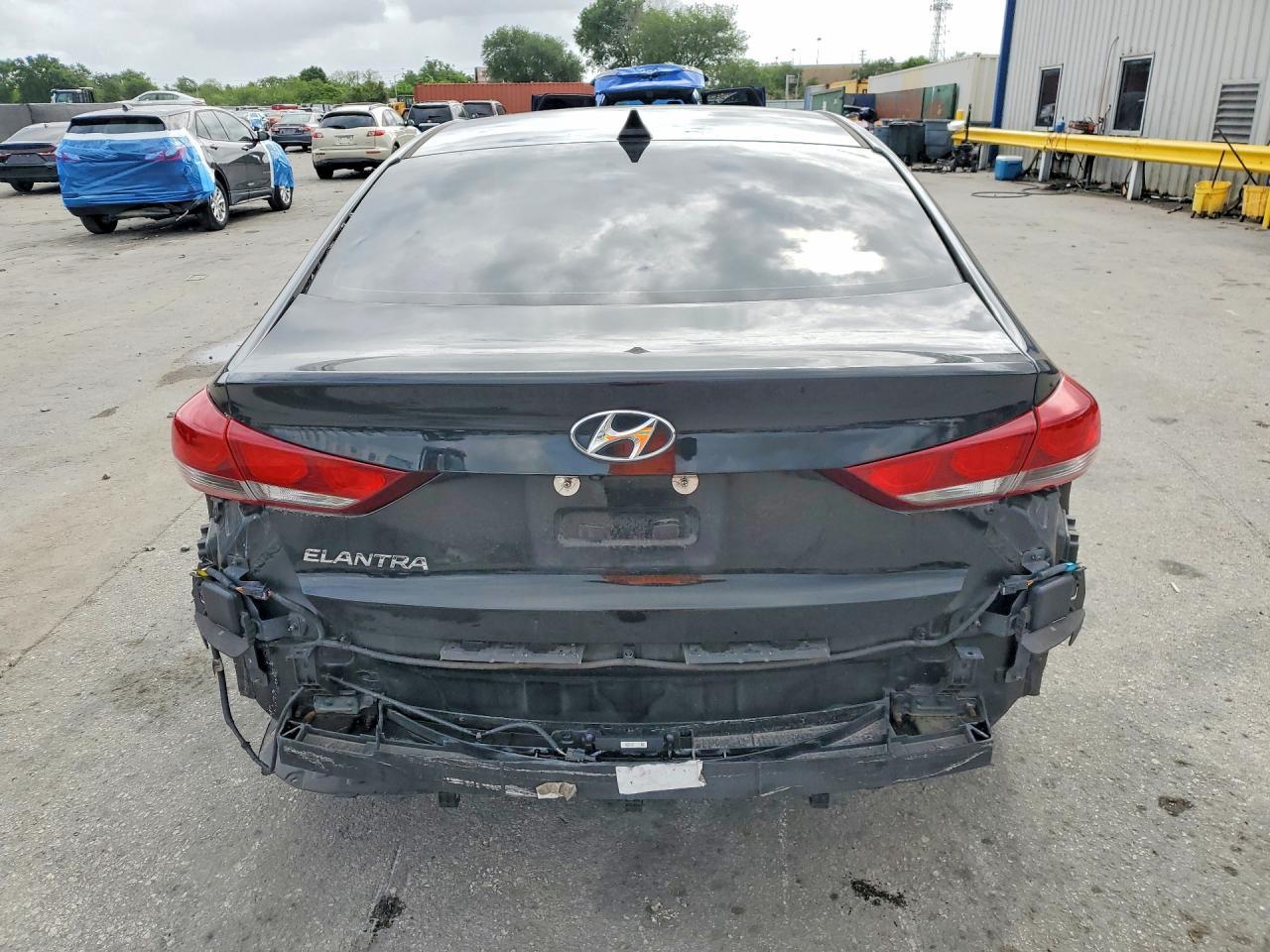 2018 Hyundai Elantra Value Edition - Фото 6