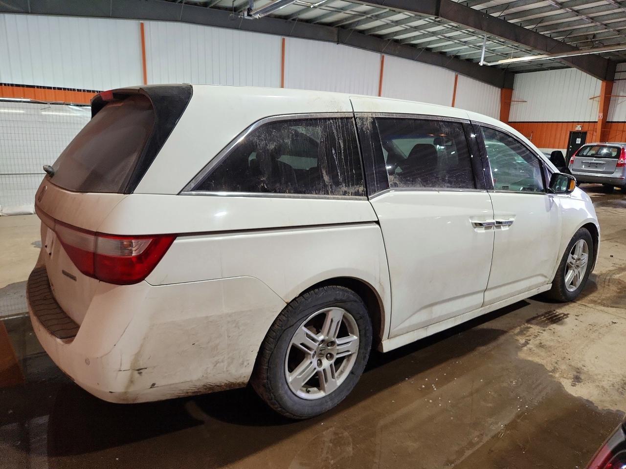 2011 Honda Odyssey Touring - Фото 3