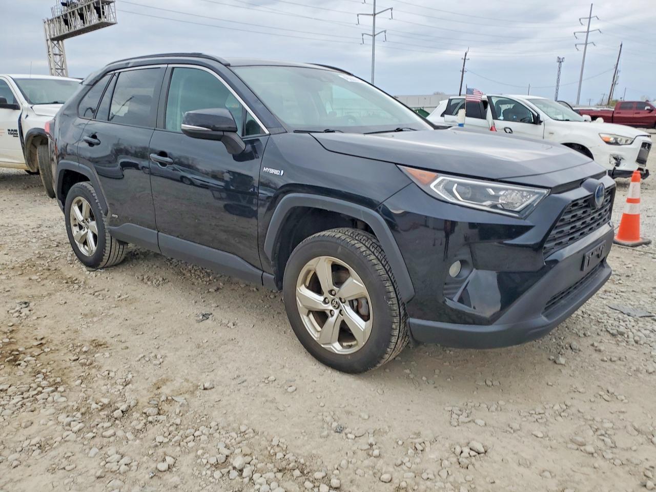 2021 Toyota Rav4 Hybrid Xle Premium - Image 4