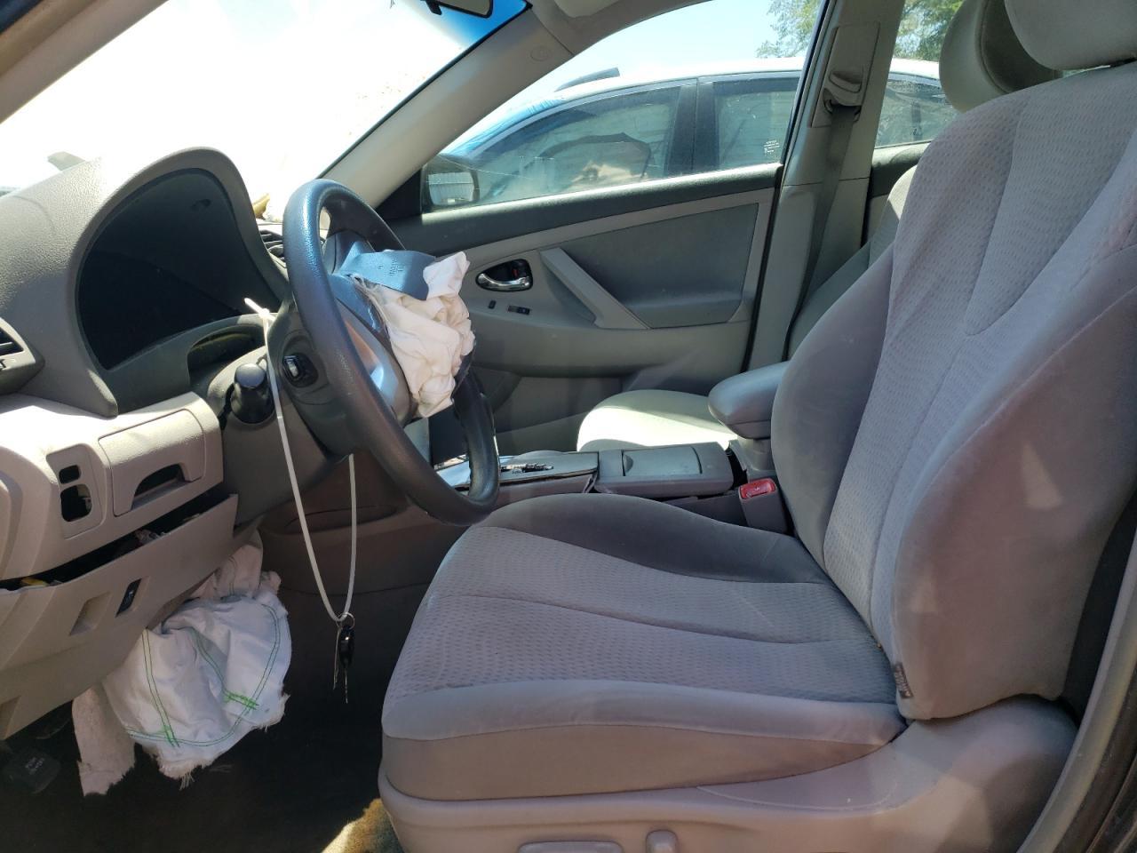 2011 Toyota Camry Base - Фото 7