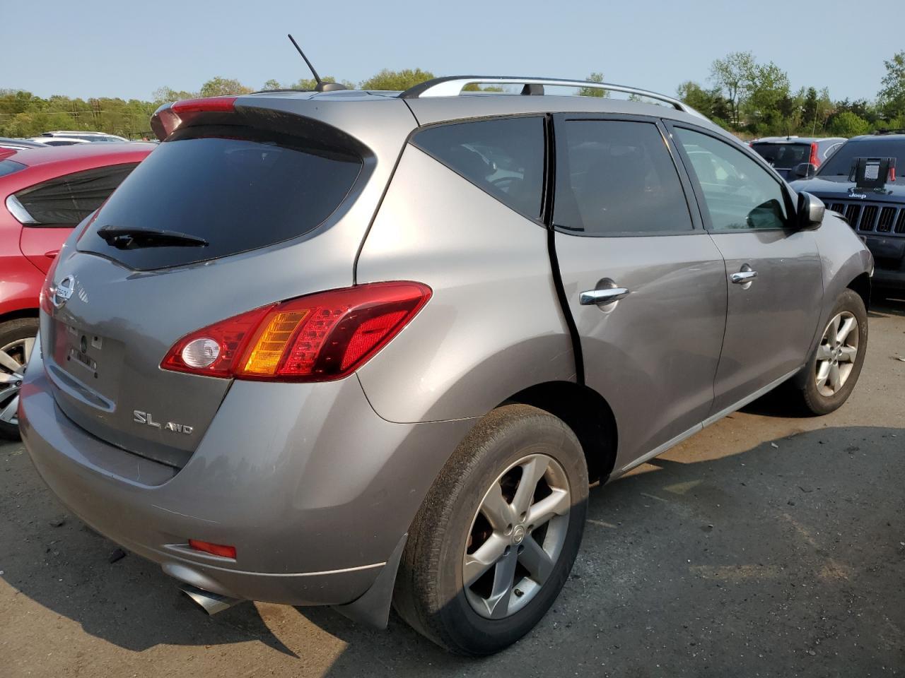 2010 Nissan Murano S - Фото 3