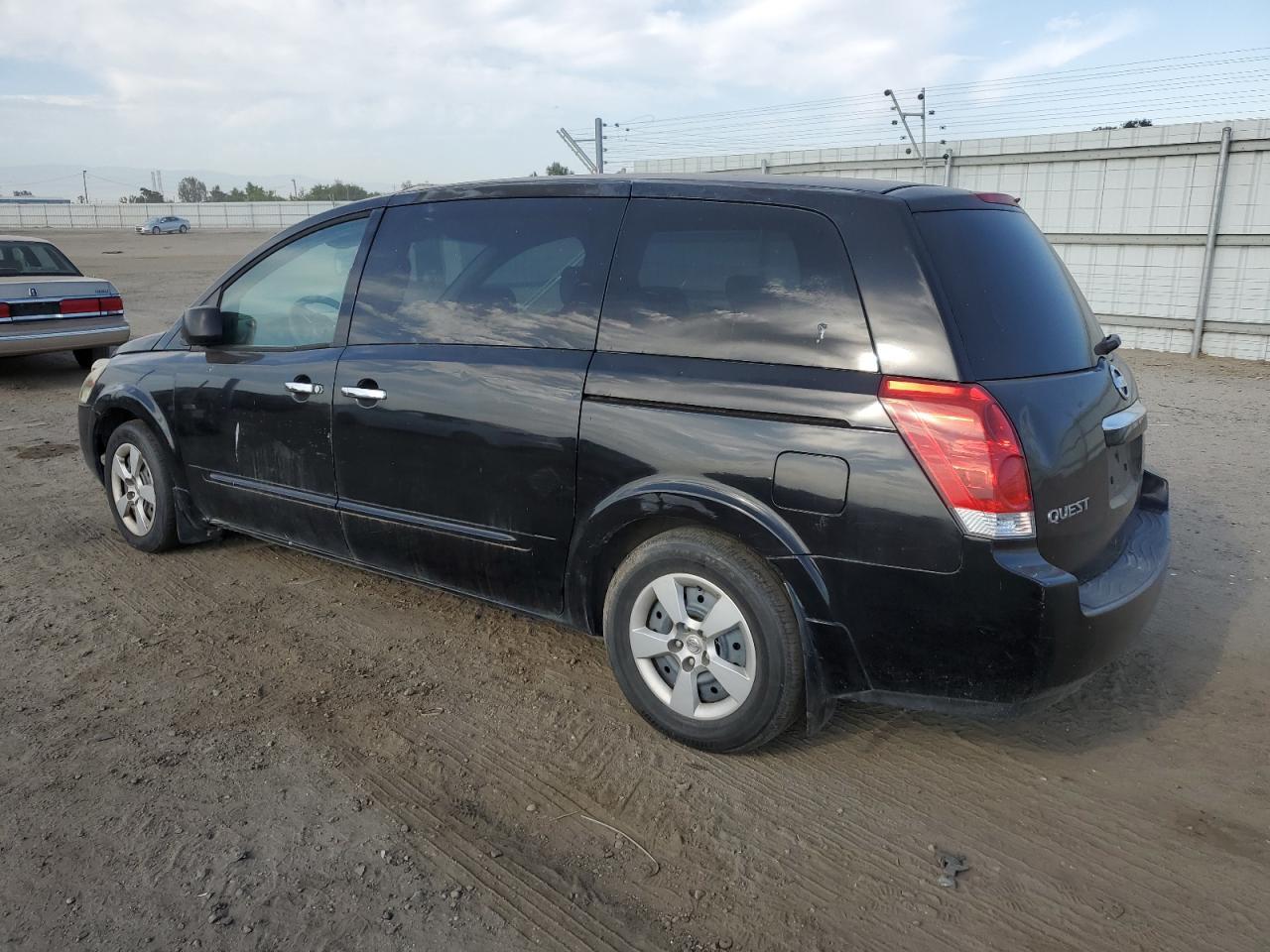 2008 Nissan Quest S - Image 2