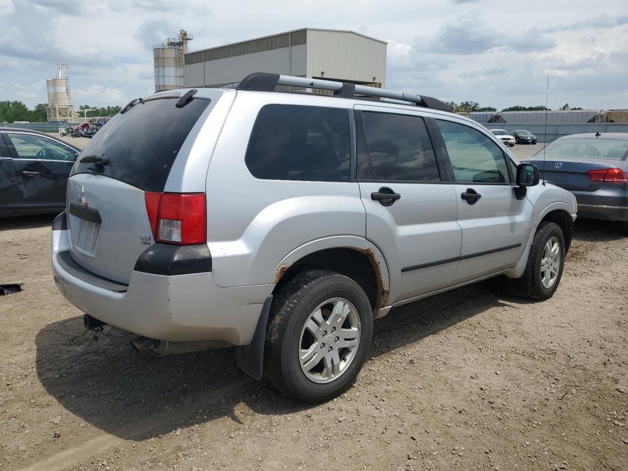 2005 Mitsubishi Endeavor Ls - Фото 5