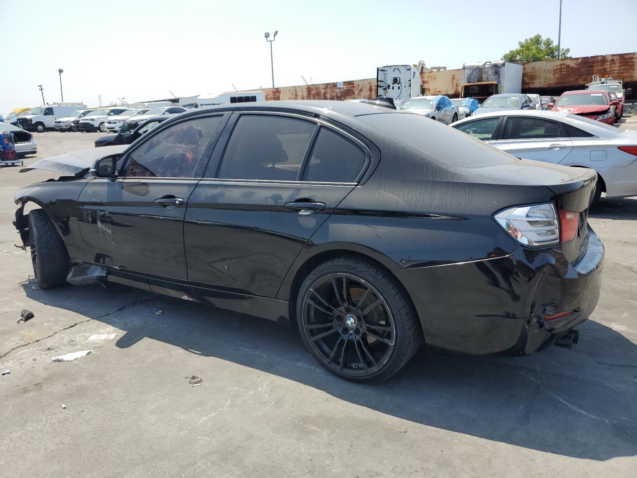 2013 BMW 328 I Sulev - Image 2