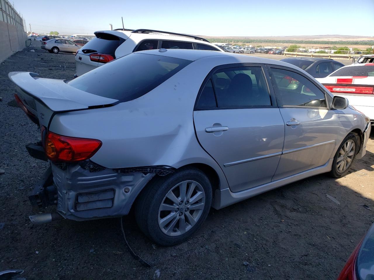 2010 Toyota Corolla Base - Фото 3