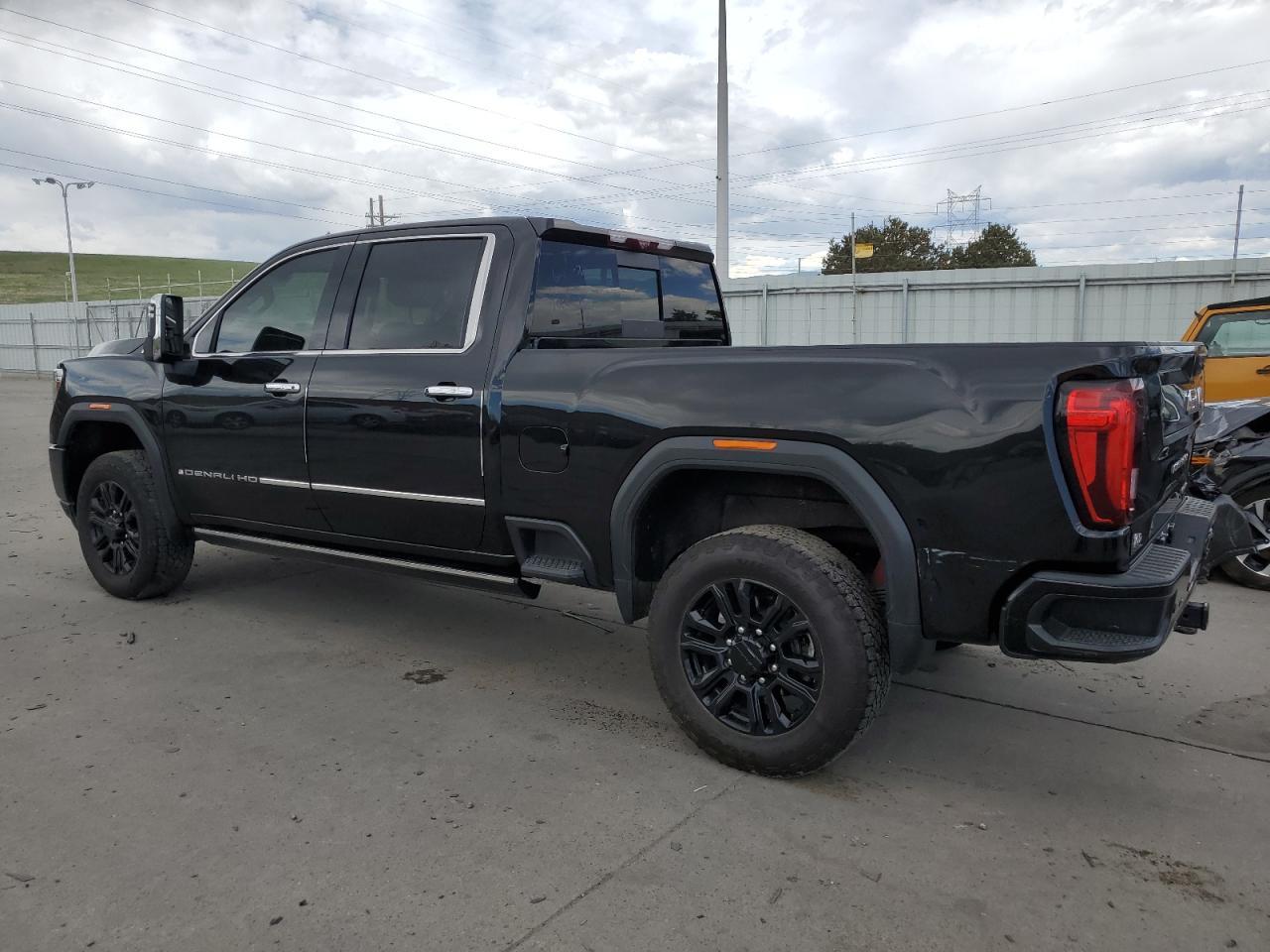 2022 GMC Sierra K2500 Denali - Image 2