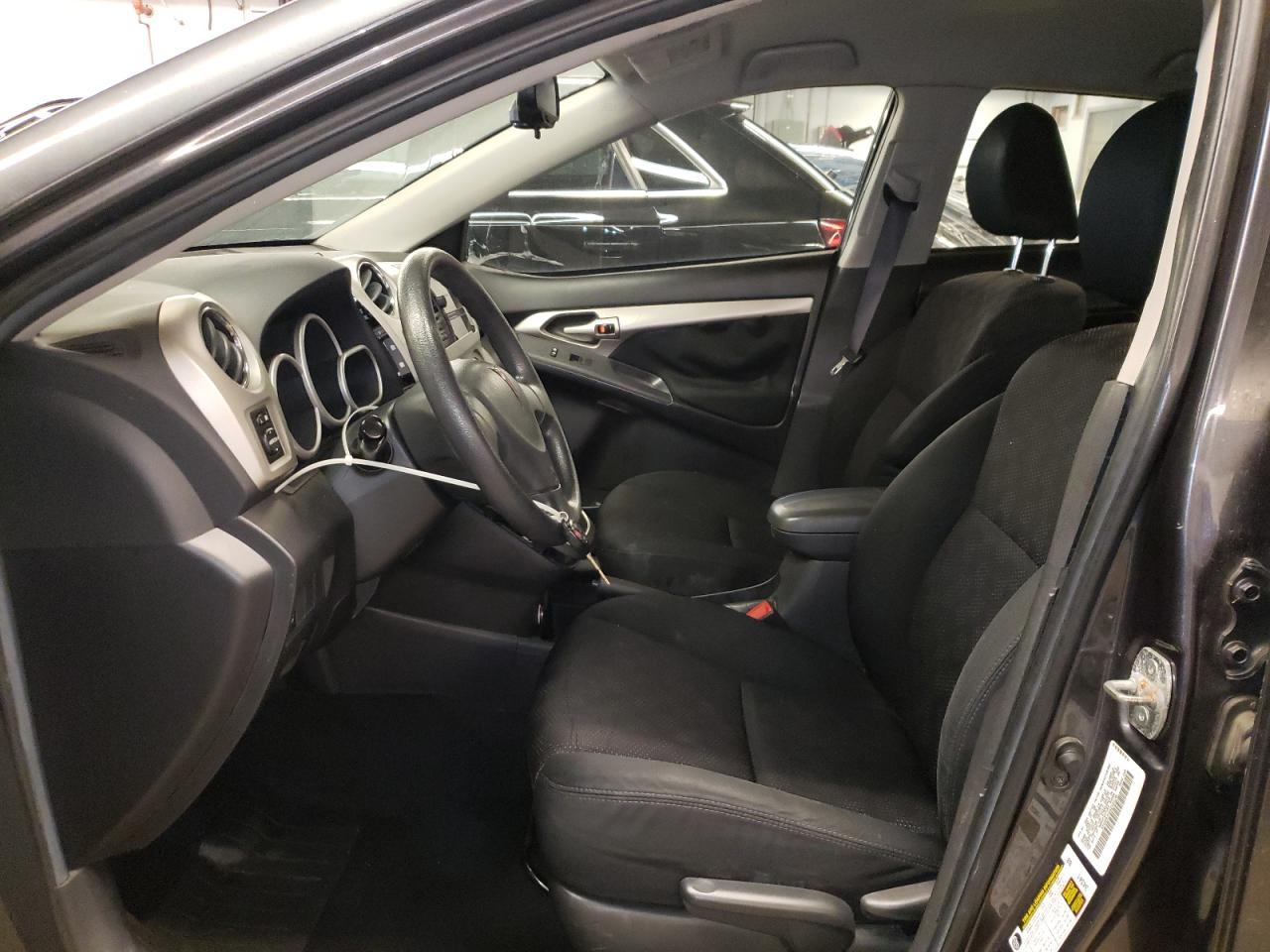 2009 Pontiac Vibe - Image 7