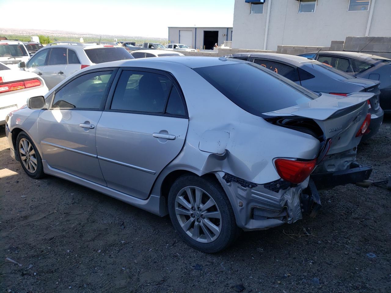 2010 Toyota Corolla Base - Фото 2