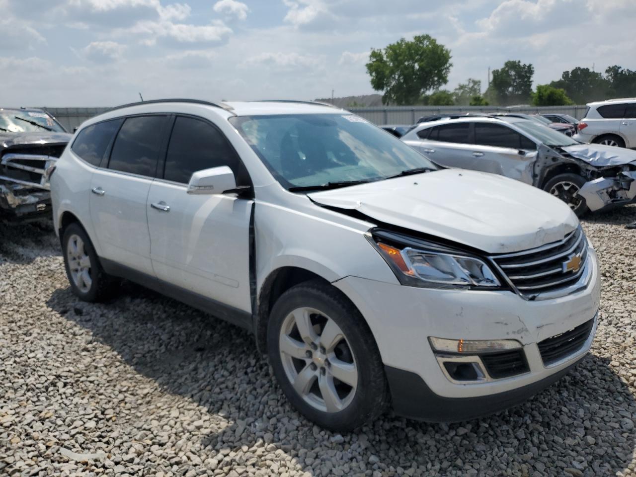 2016 Chevrolet Traverse Lt - Фото 4