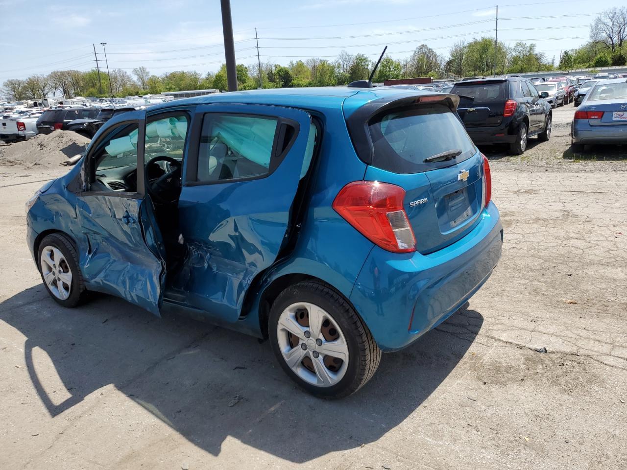 2019 Chevrolet Spark Ls - Фото 2