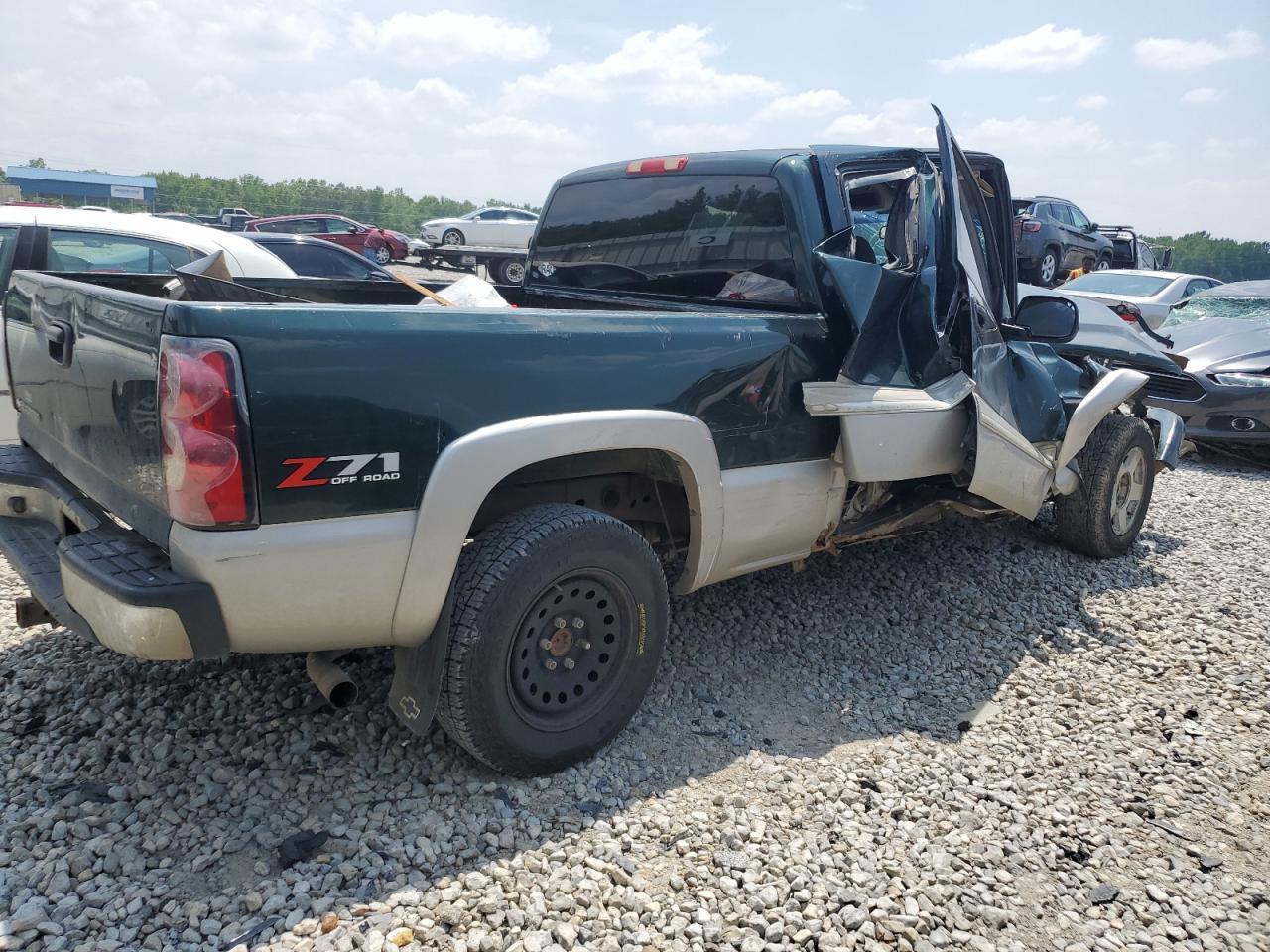 2006 Chevrolet Silverado K1500 - Image 3