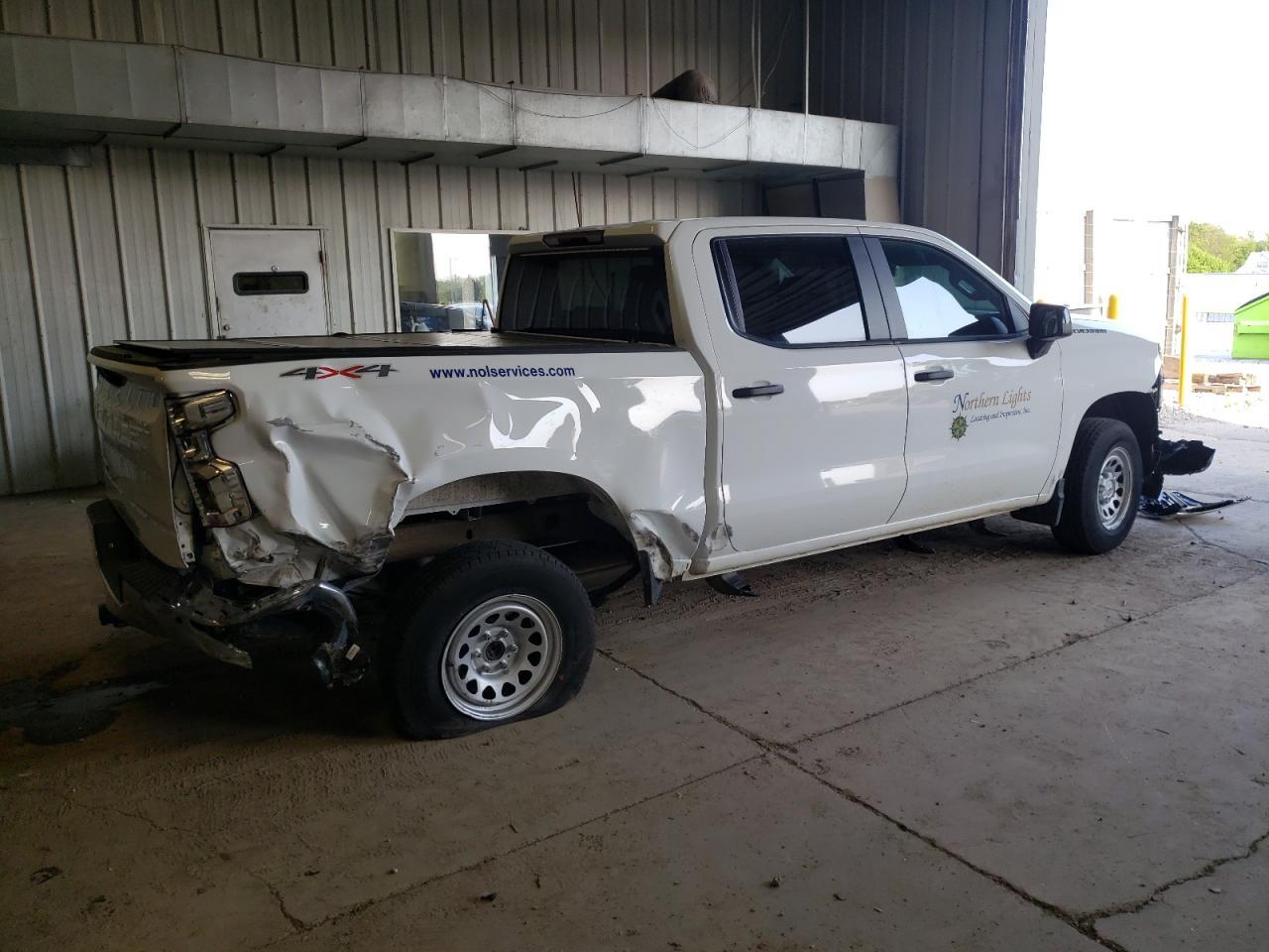 2023 Chevrolet Silverado K1500 - Фото 3