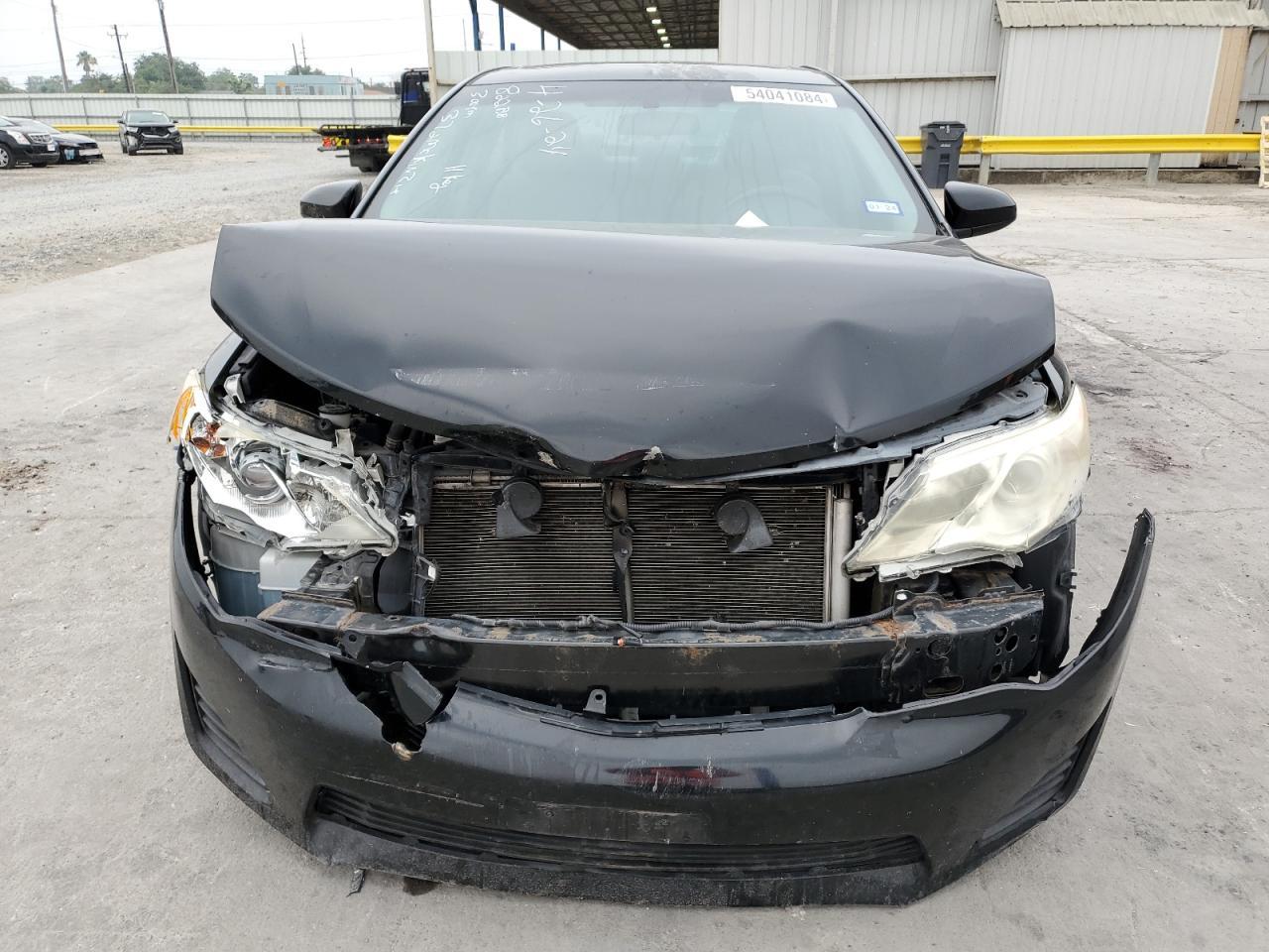 2014 Toyota Camry L - Фото 5