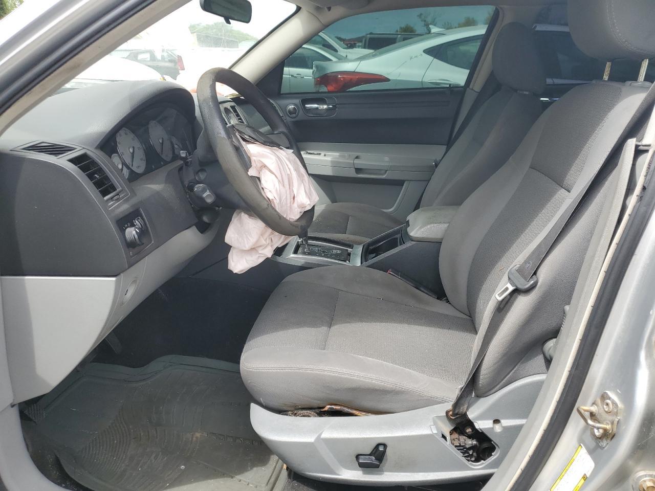 2006 Chrysler 300 - Фото 7