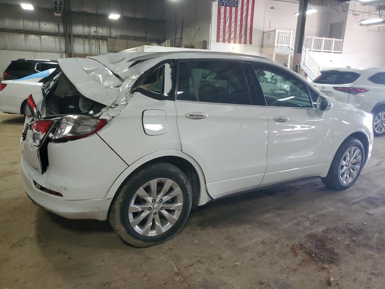 2018 Buick Envision Essence - Image 3