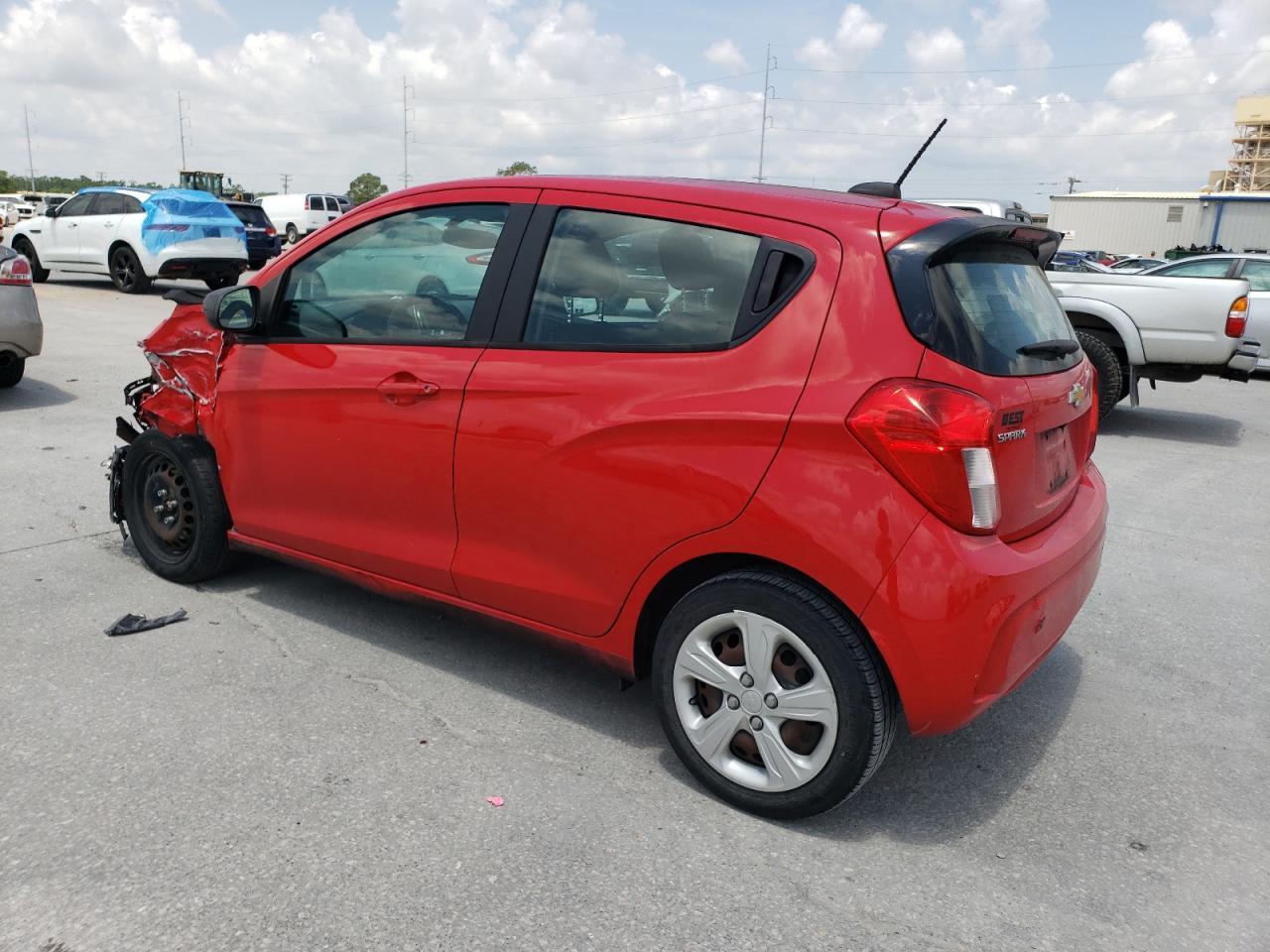2020 Chevrolet Spark Ls - Фото 2