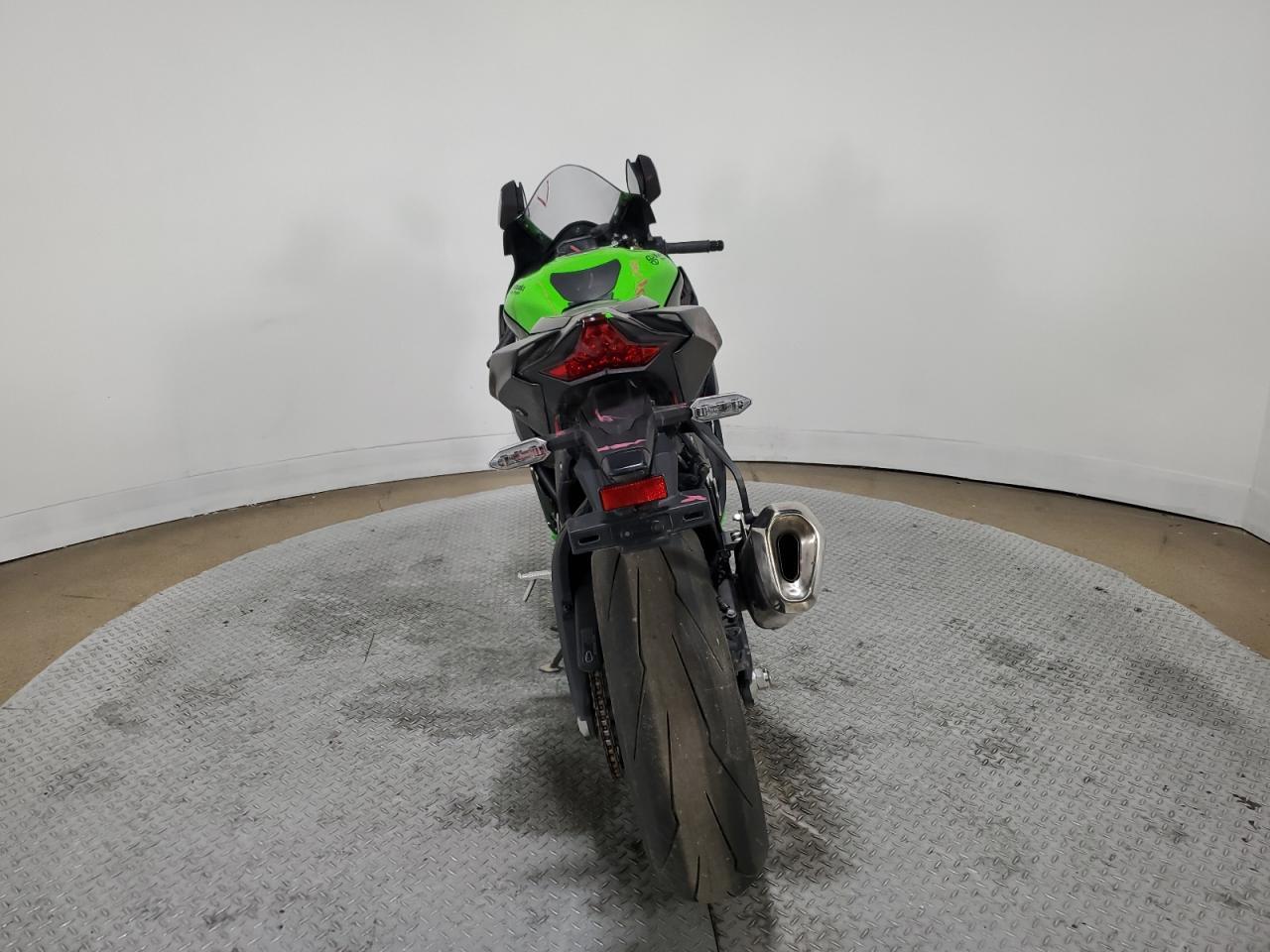 2024 Kawasaki Zx1002 T - Фото 4