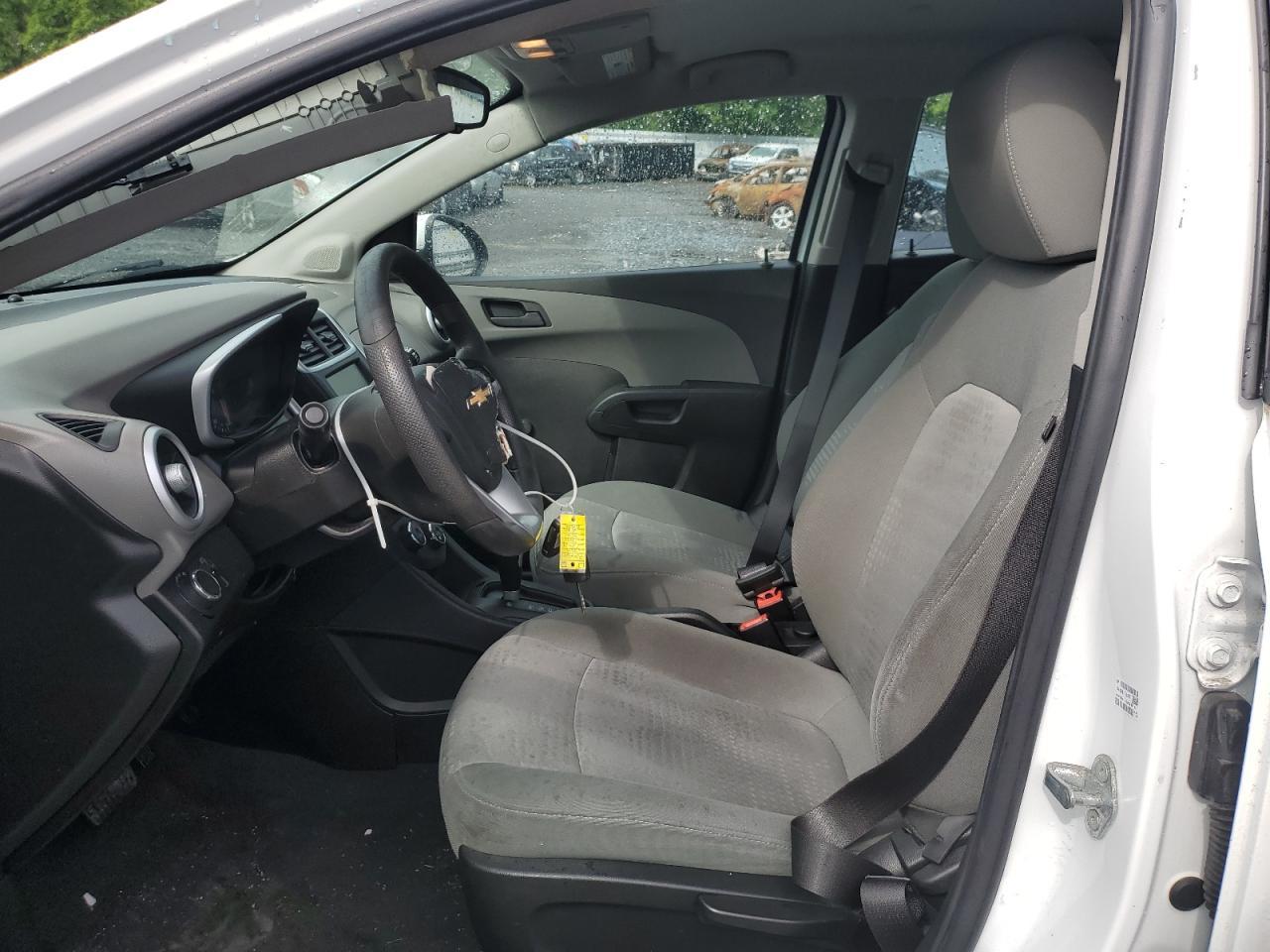 2017 Chevrolet Sonic - Image 7