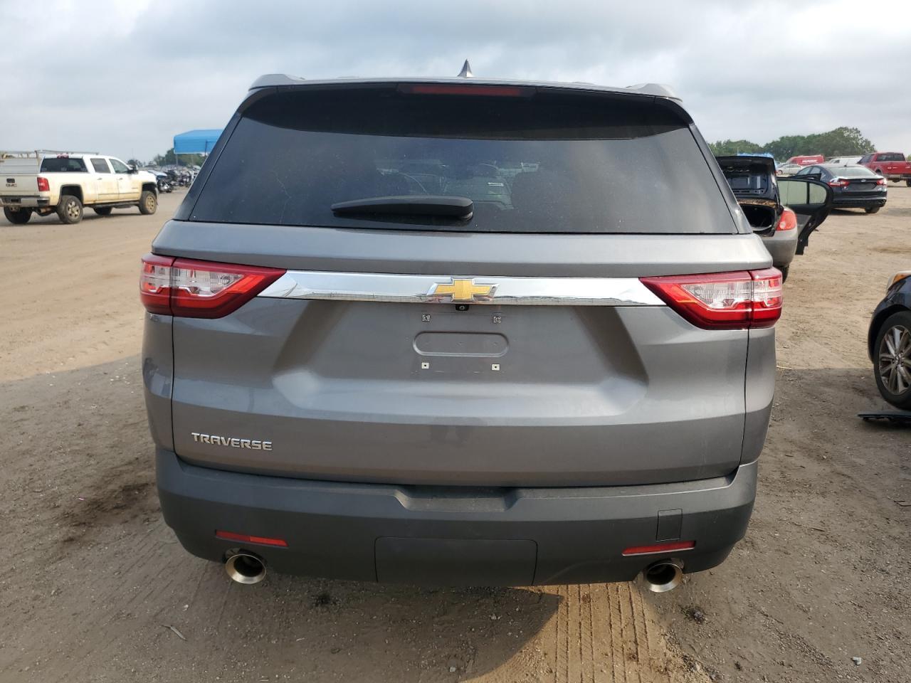 2021 Chevrolet Traverse Ls - Фото 6