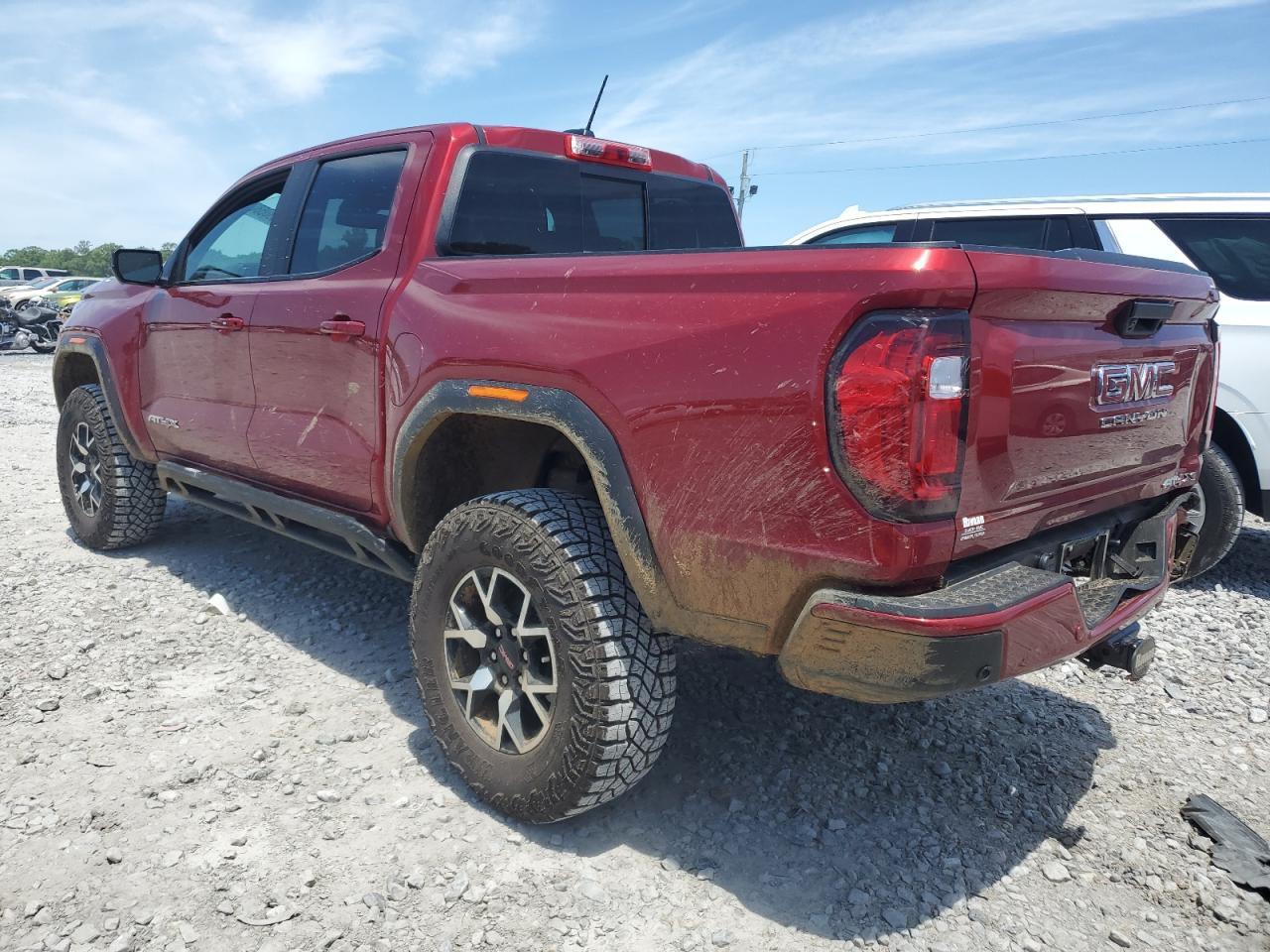 2024 GMC Canyon At4X - Image 2