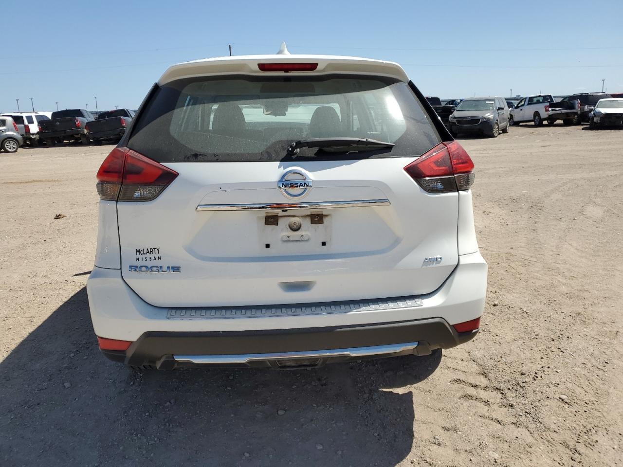 2017 Nissan Rogue S - Image 6