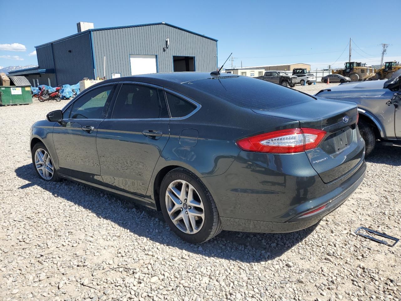 2015 Ford Fusion Se - Image 2