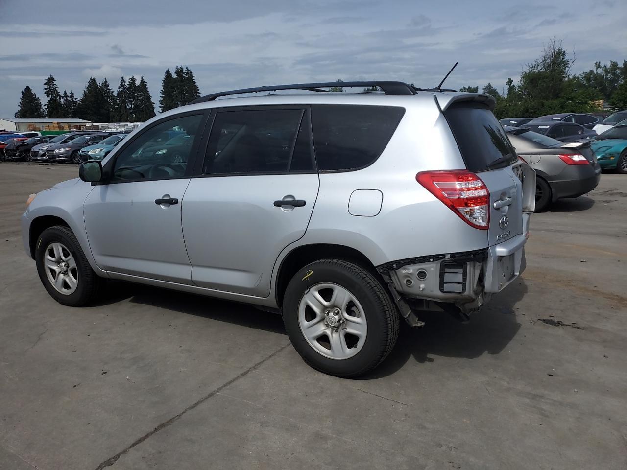 2012 Toyota Rav4 - Фото 2