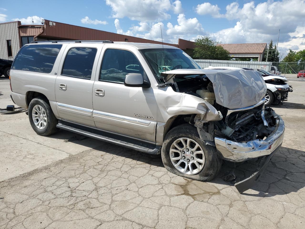 2005 GMC Yukon Xl K1500 - Image 4
