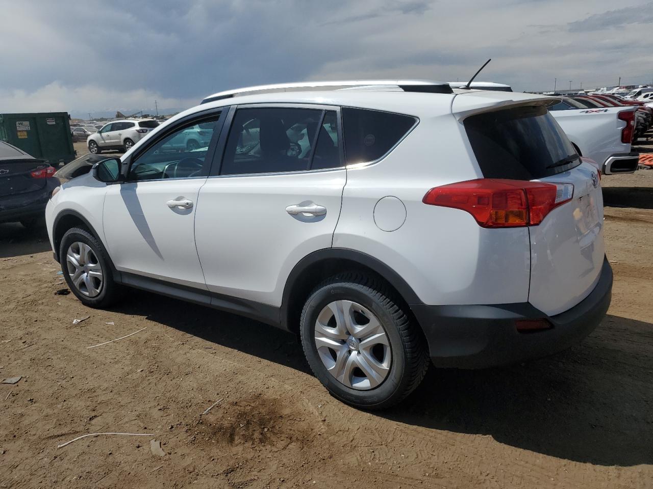 2015 Toyota Rav4 Le - Фото 2