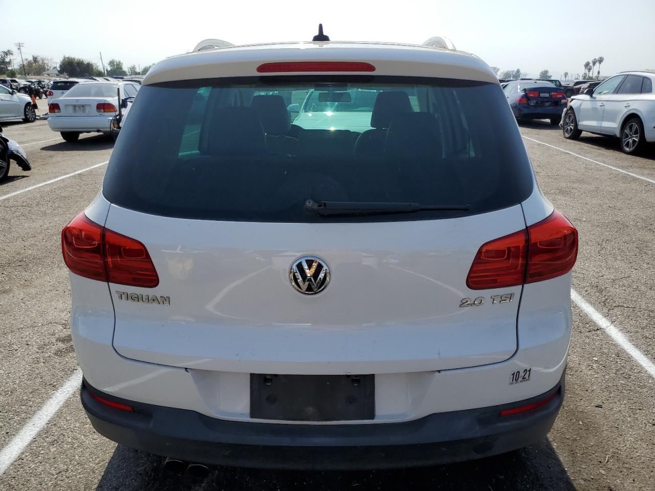 2012 Volkswagen Tiguan S - Фото 6