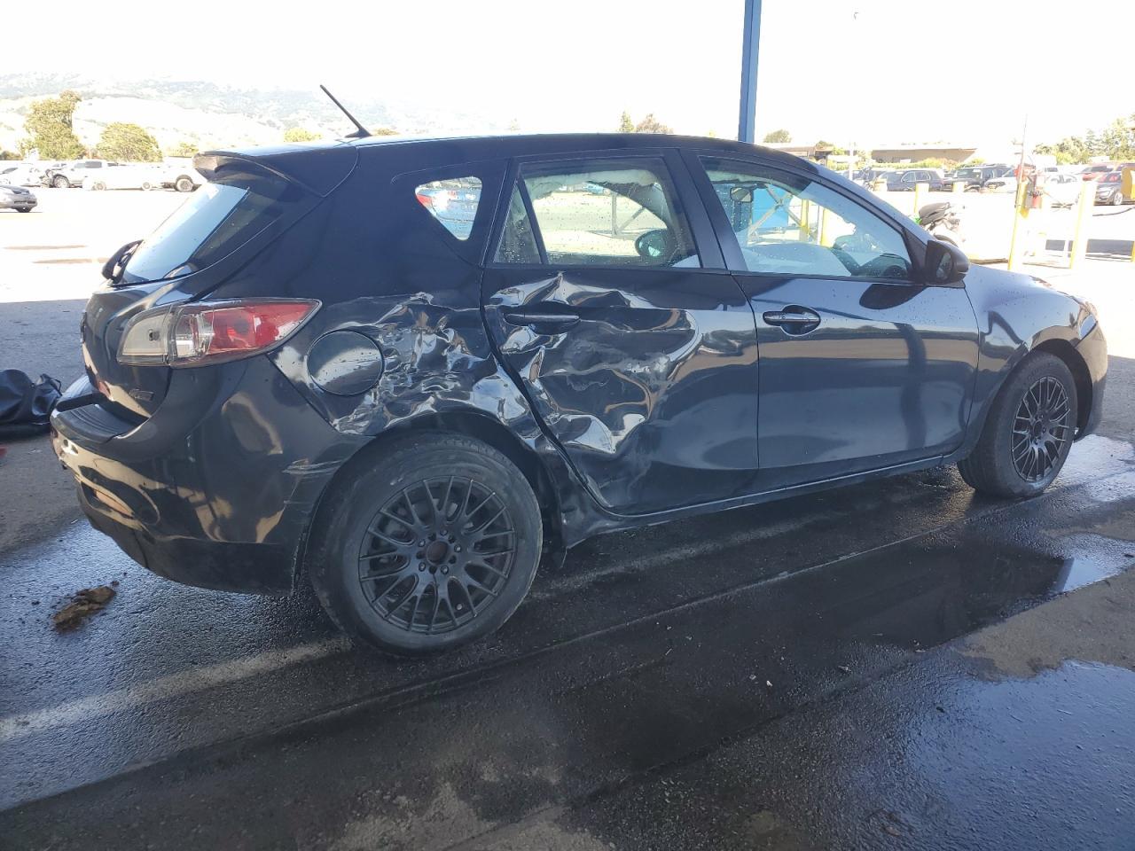 2013 Mazda 3 I - Image 3