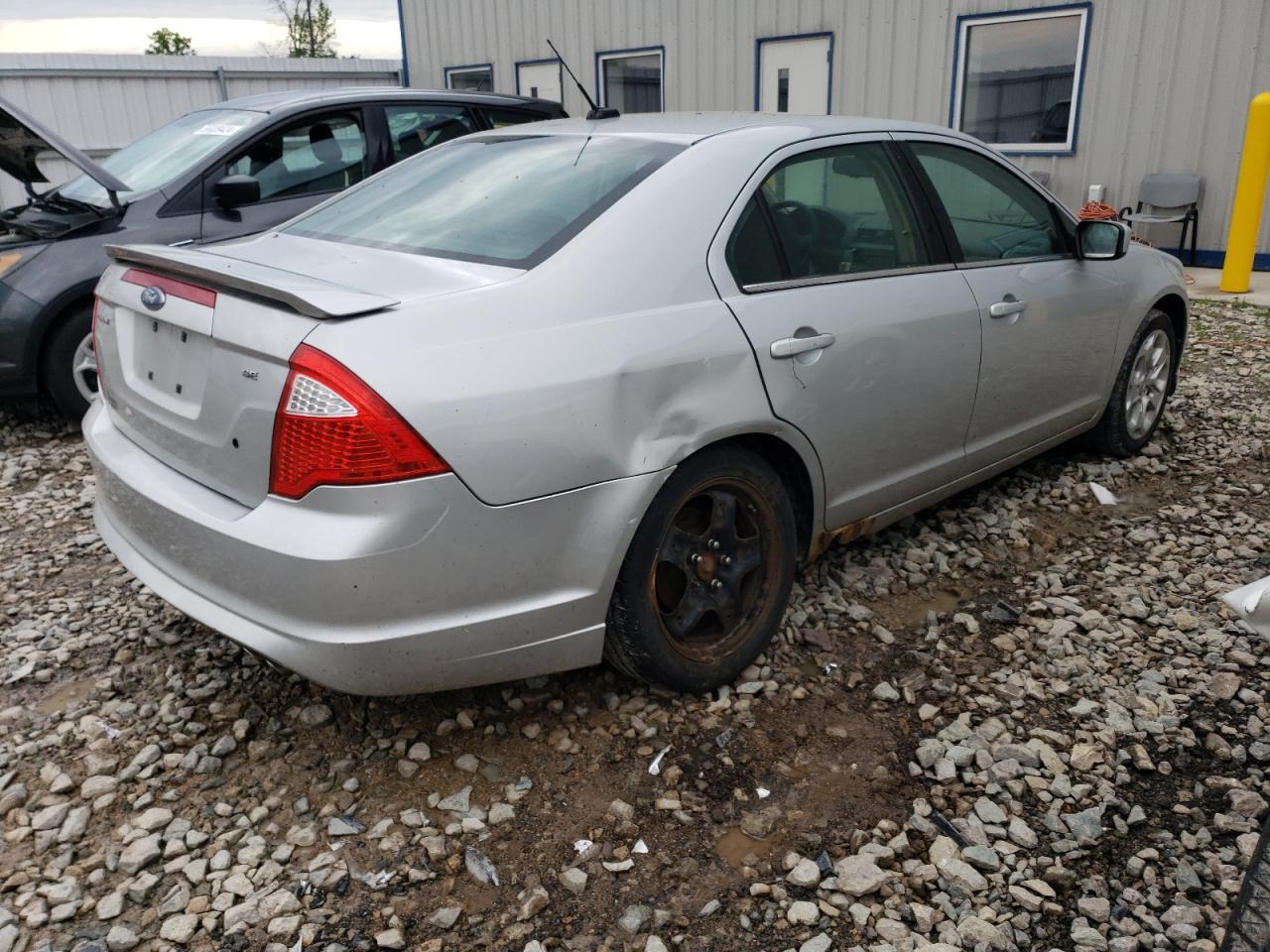 2010 Ford Fusion Se - Image 3