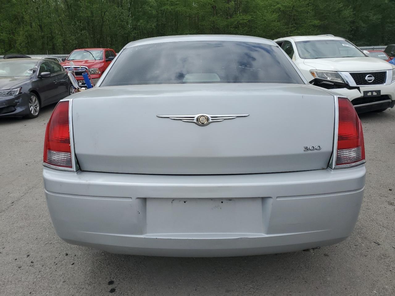 2006 Chrysler 300 - Фото 6