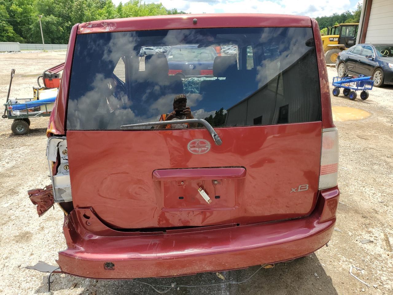 2006 Toyota Scion Xb - Image 6