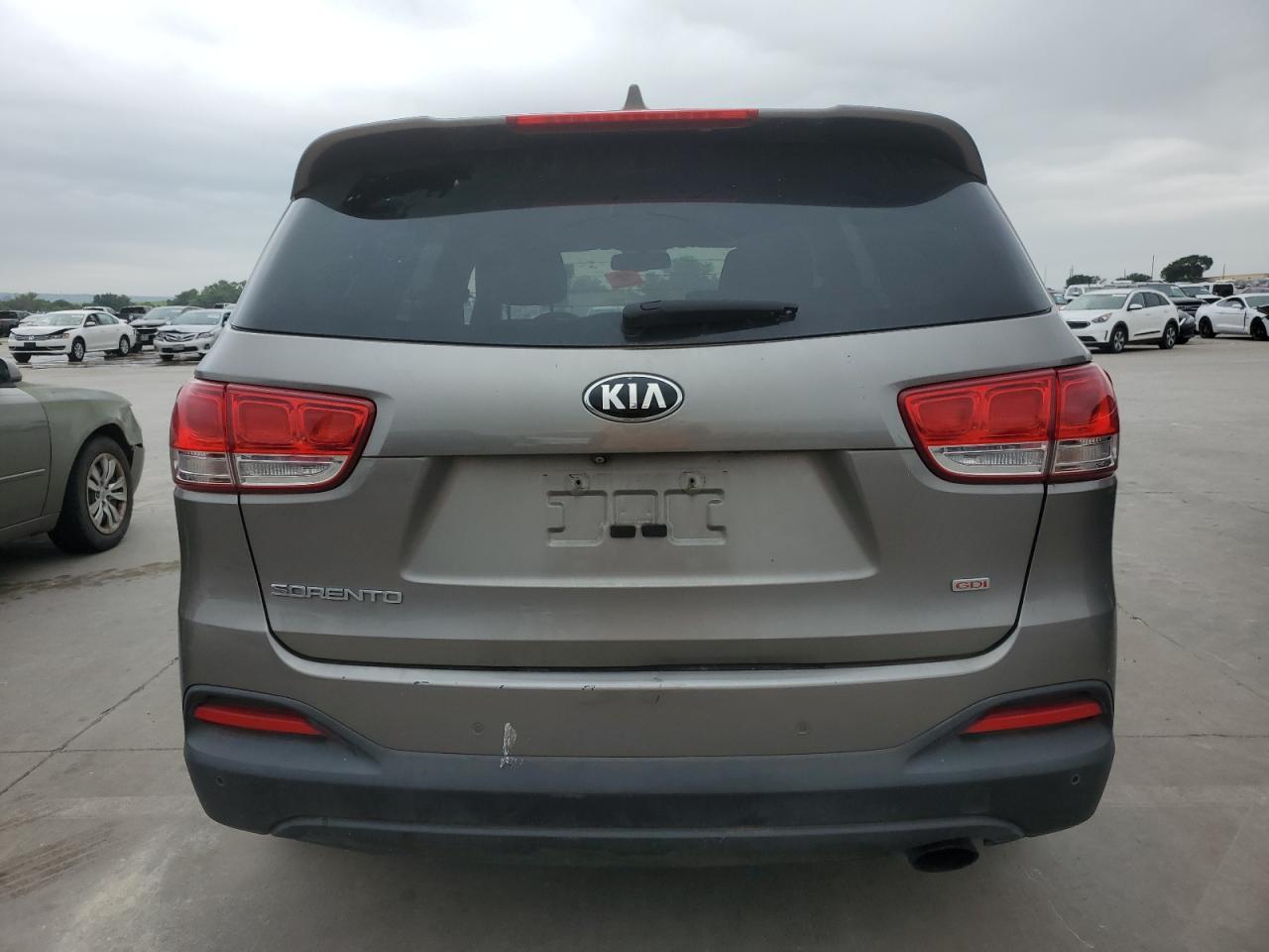 2016 Kia Sorento Lx - Фото 6