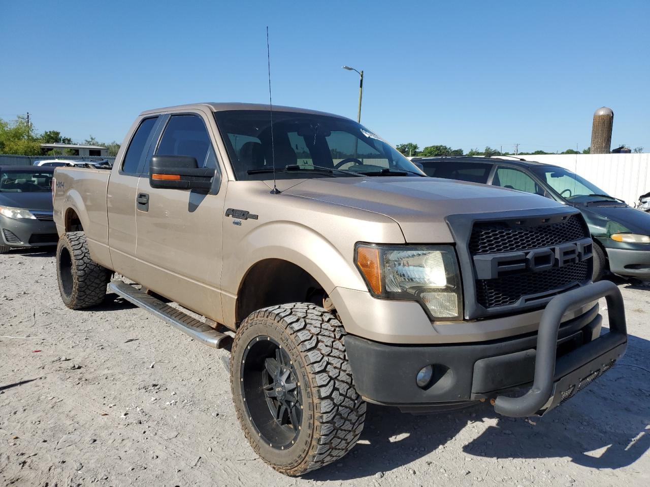 2014 Ford F150 Super Cab - Фото 4
