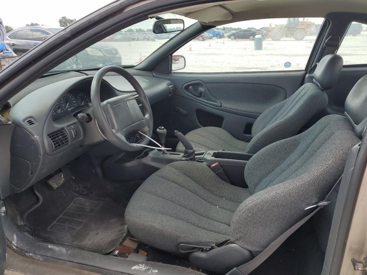 2001 Chevrolet Cavalier - Image 7