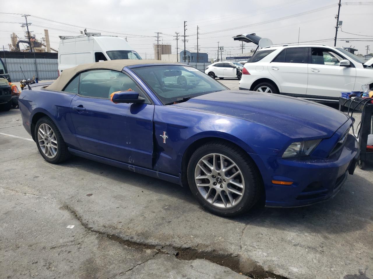 2013 Ford Mustang - Фото 4