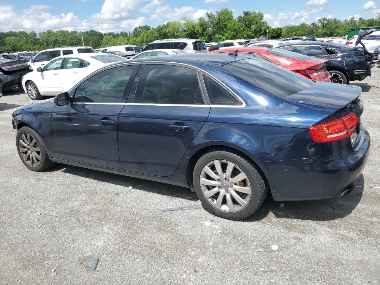 2010 Audi A4 Premium Plus - Фото 2